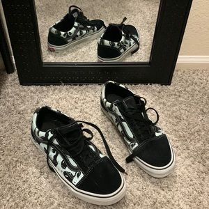 VANS Old Skool Glow Alien Black & True White Shoes